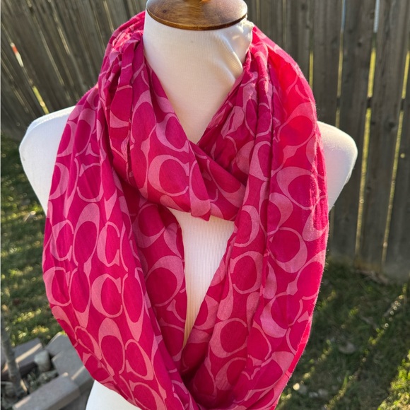 Coach Fuchsia Signature Pattern Scarf - Picture 4 of 11
